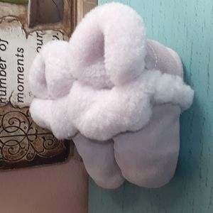 UGG BOOTIES SZ 02/03 BABY